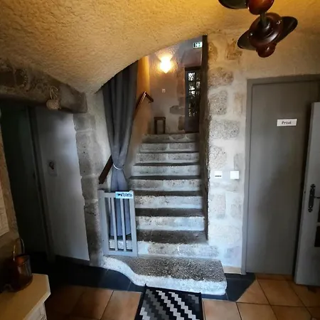 ベッド・アンド・ブレックファスト Le Relais De Sully