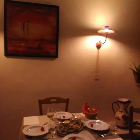 Le Relais De Sully Frühstückspension *